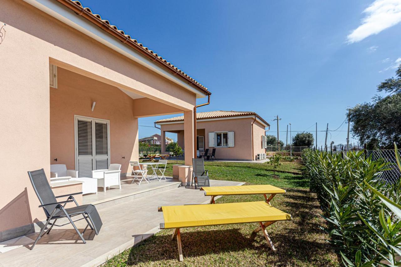 Milocca Homes Сиракуза Екстериор снимка